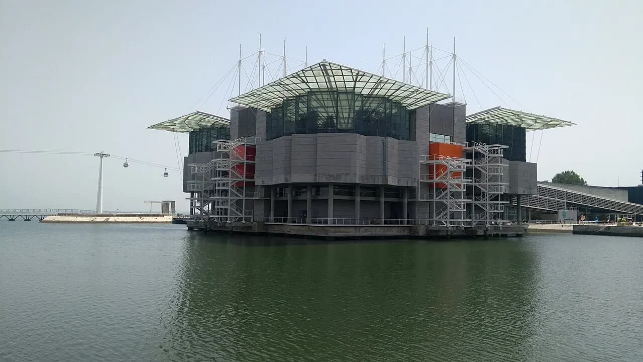 Exterior do Oceanário de Lisboa.